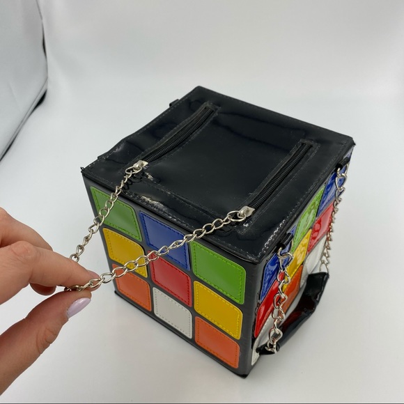 80’s Style Rubix Cube Hand Bag - Picture 3 of 13